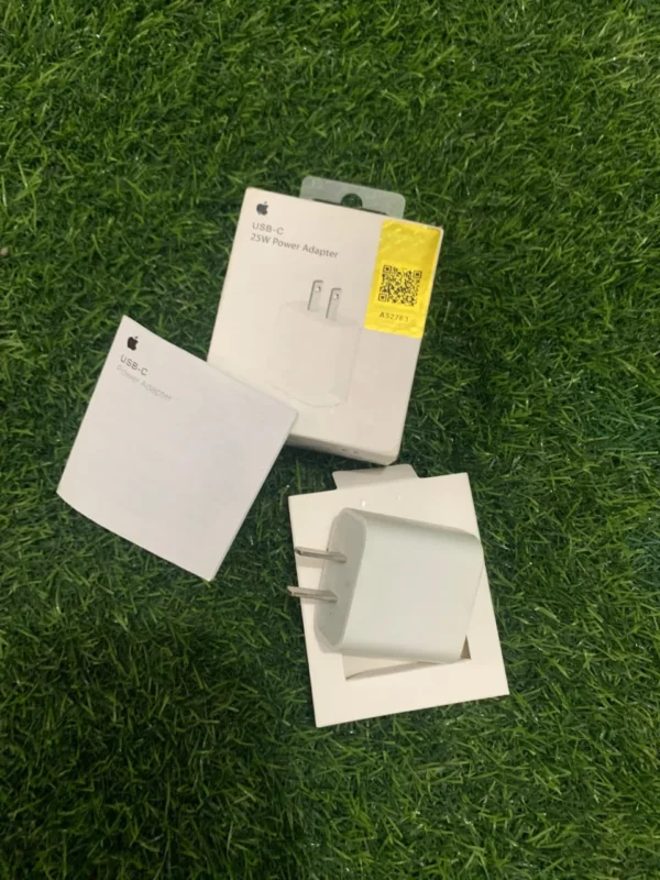APPLE 25W FAST CHARGER A+ GRADE QUALITY LOTT STOCK WITH ORIGINAL PACKAGING